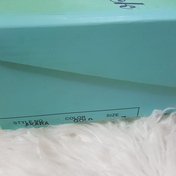 Spiked pumps - Picture 4 of 4